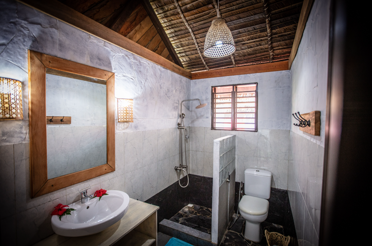 Bungalow Manga salle de bain - Tsarabeach